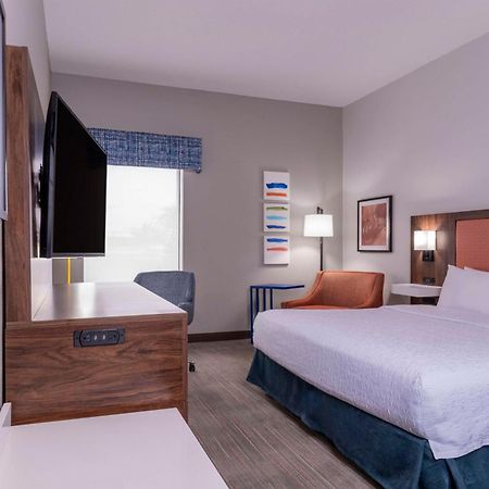 Hampton Inn & Suites St. Louis-Честърфийлд Екстериор снимка