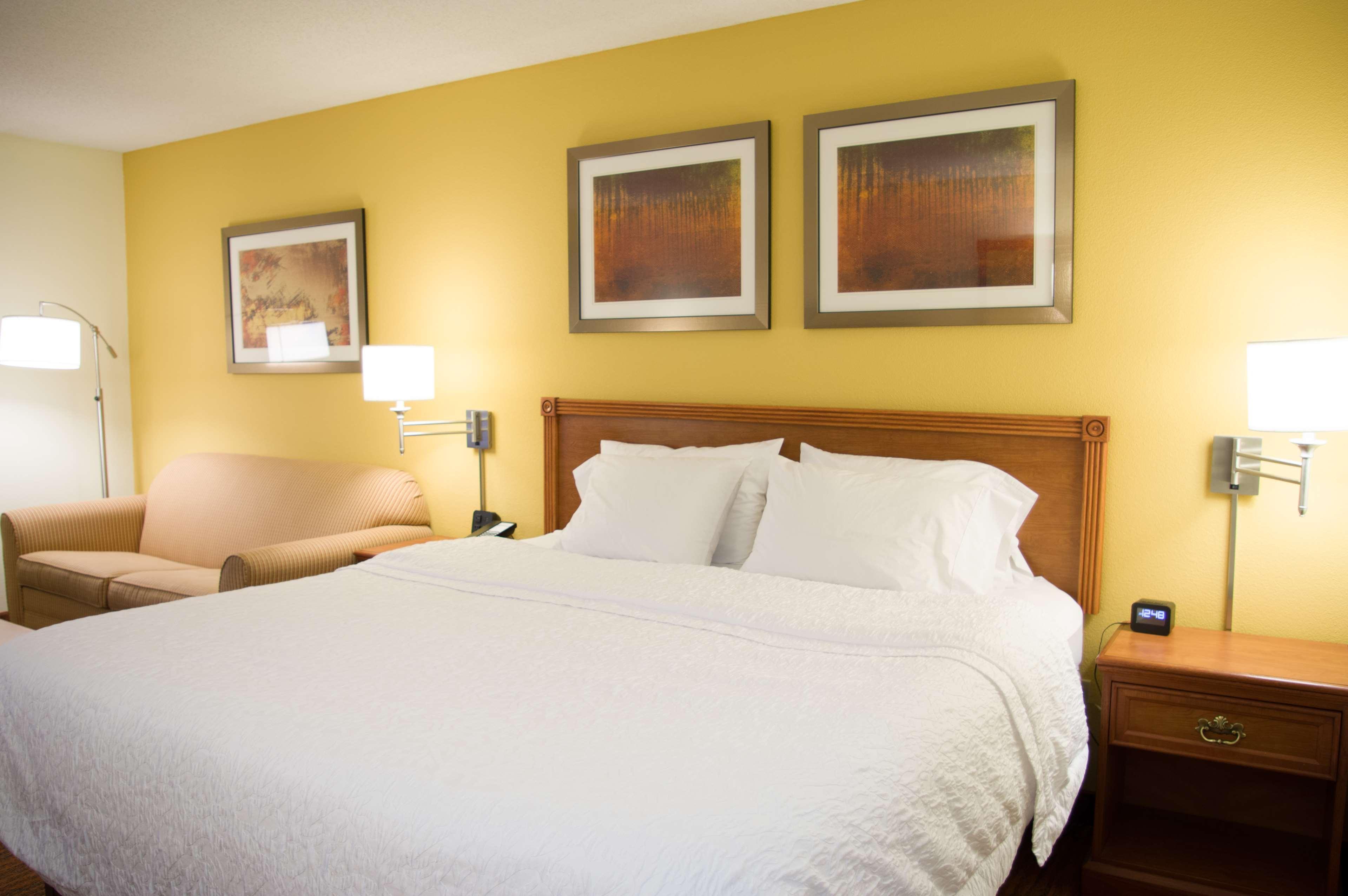 Hampton Inn & Suites St. Louis-Честърфийлд Екстериор снимка