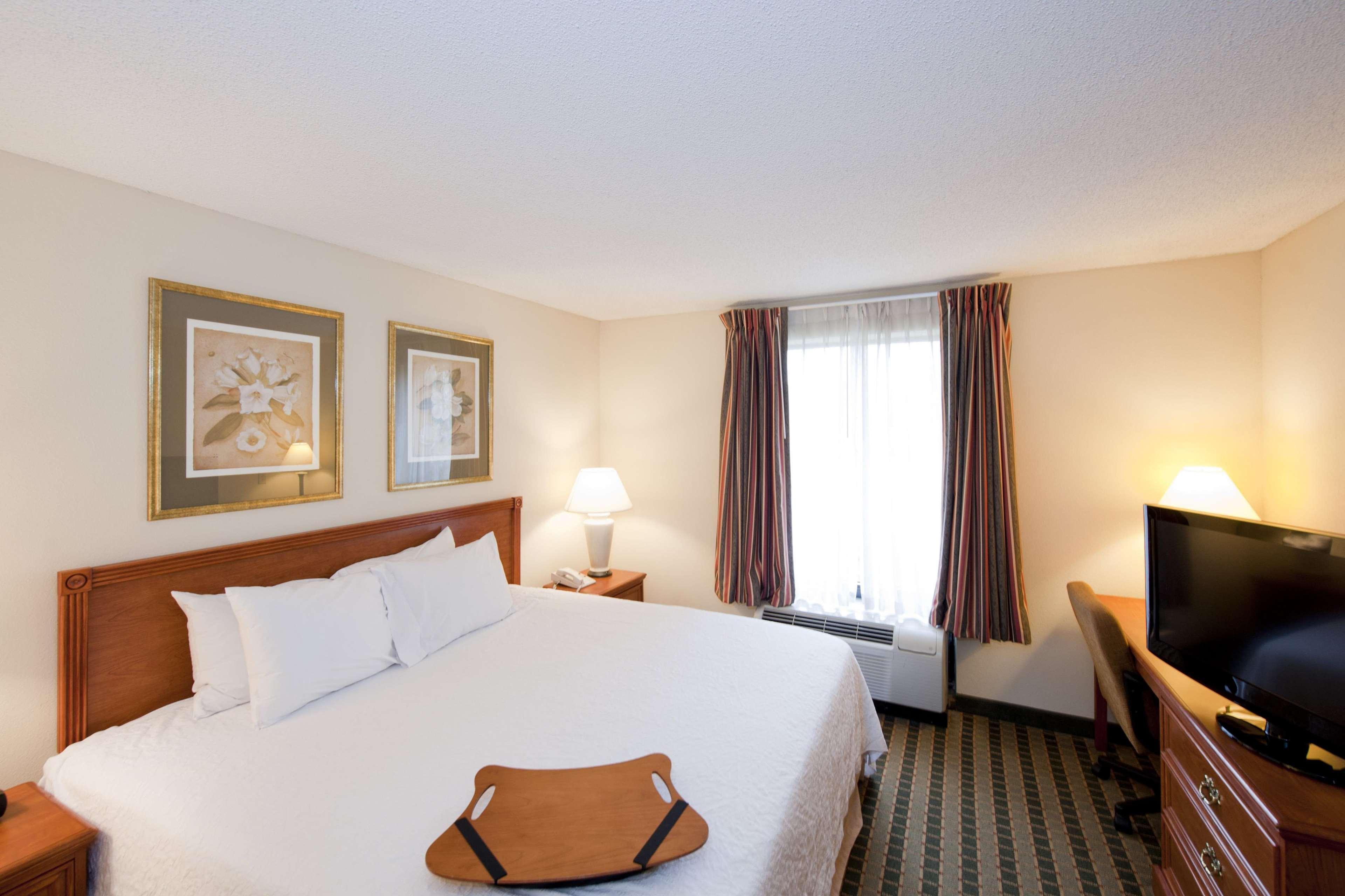 Hampton Inn & Suites St. Louis-Честърфийлд Екстериор снимка