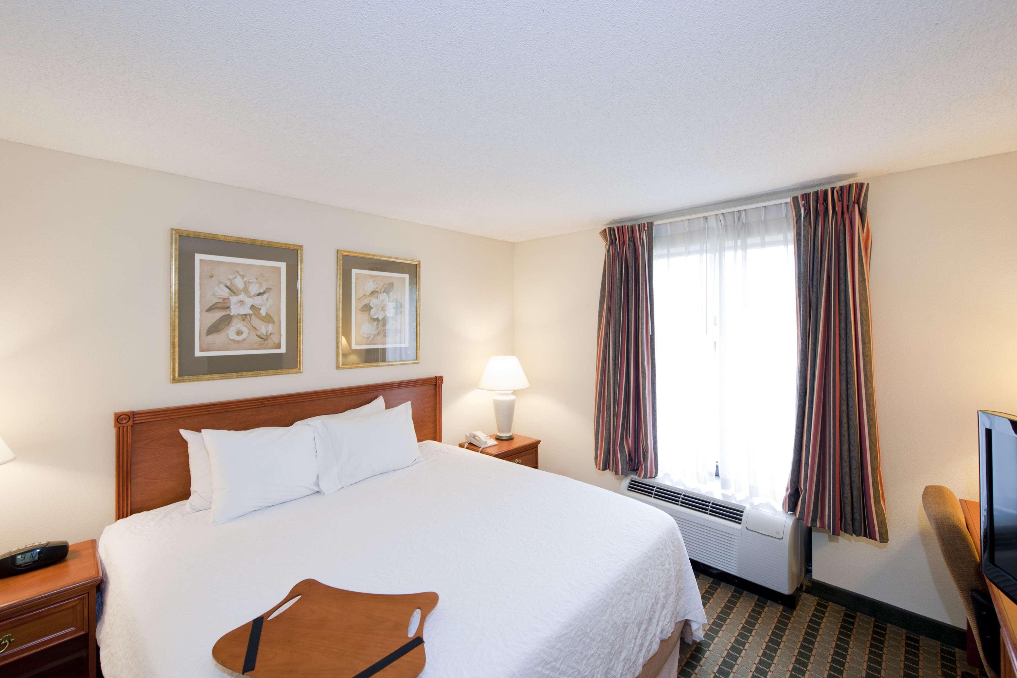 Hampton Inn & Suites St. Louis-Честърфийлд Екстериор снимка