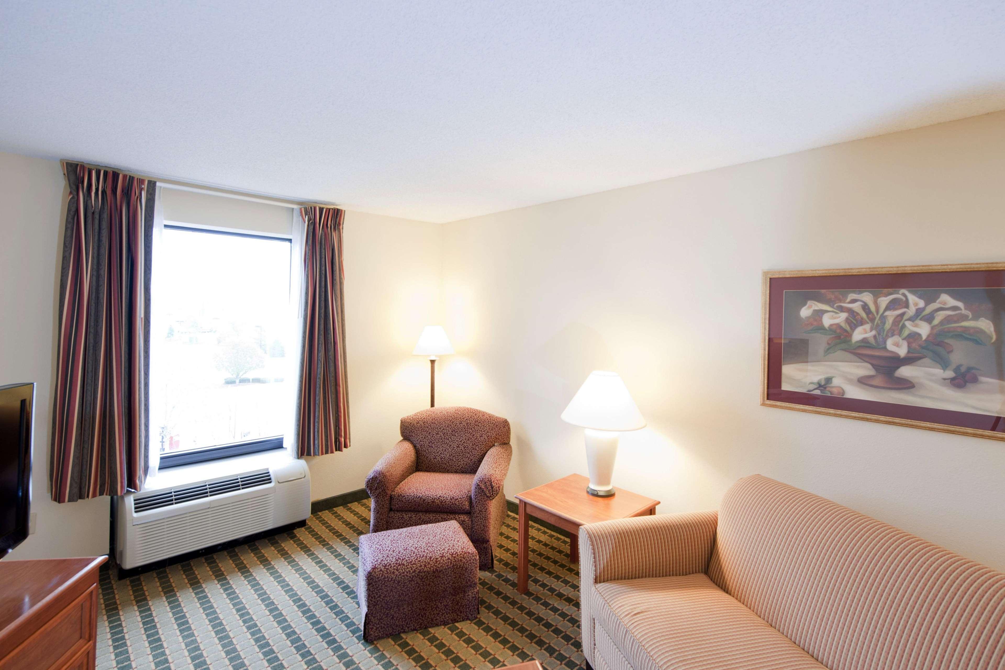 Hampton Inn & Suites St. Louis-Честърфийлд Екстериор снимка