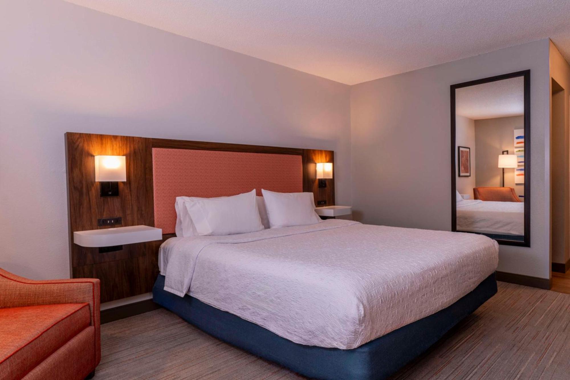 Hampton Inn & Suites St. Louis-Честърфийлд Екстериор снимка
